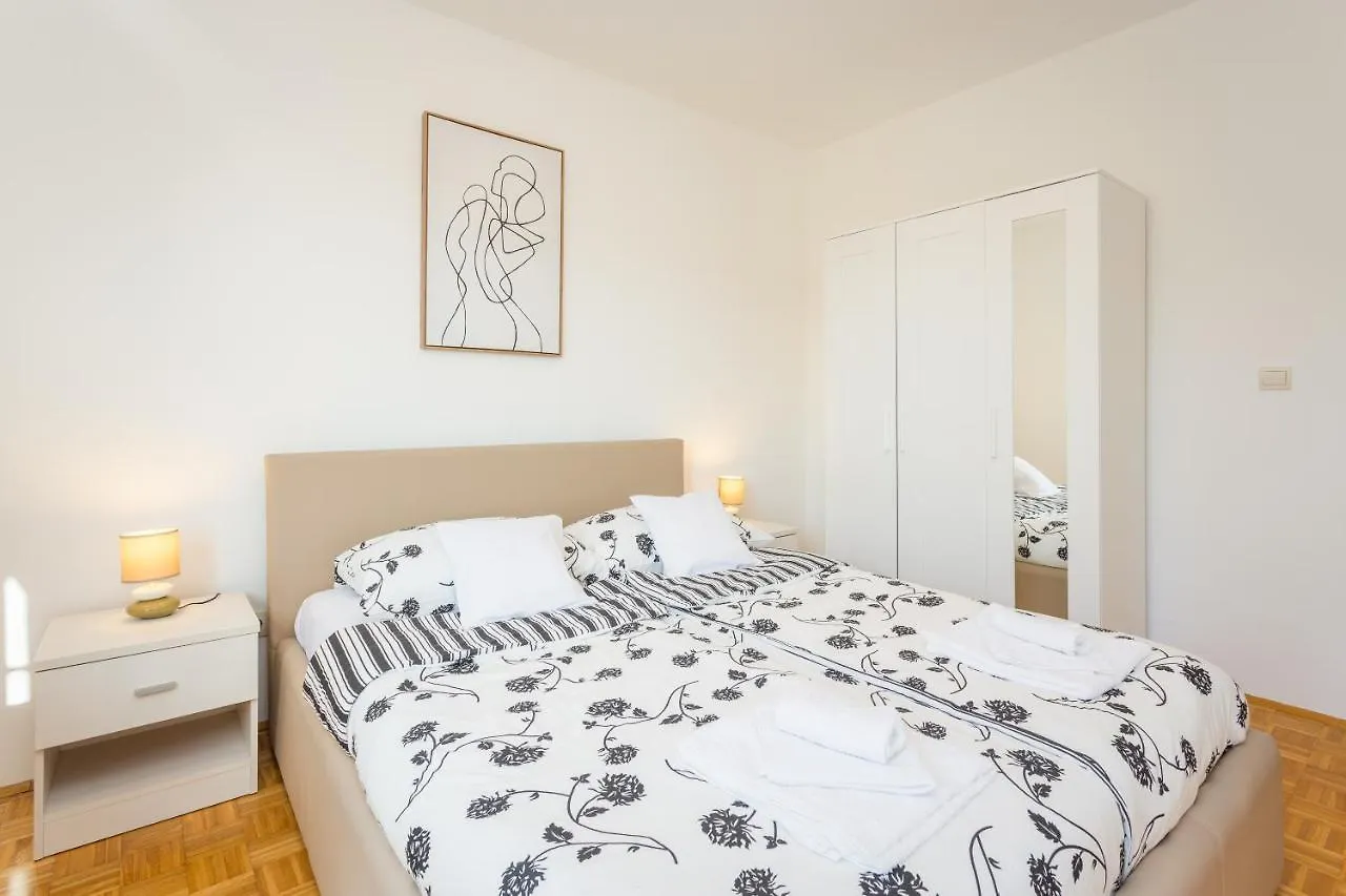 Apartment Starfish Pula